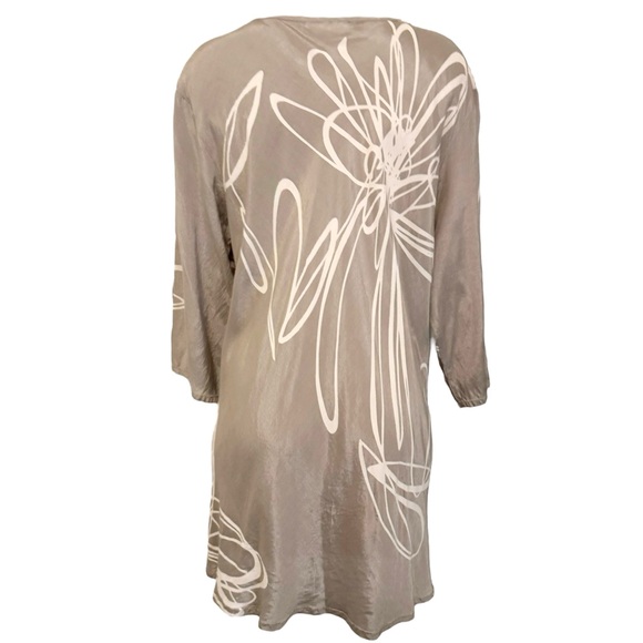 MASAI LONG DOODLE PRINT V NECK COMFORT TOP XL - Picture 3 of 3